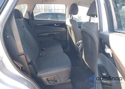 2019 Kia Sorento 2.4L L z USA, uszkodzony, nr VIN 5XYPG4A3XKG540589